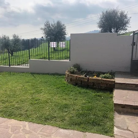 アパート Il Grifo - Bilocale In Collina Sul Mare A グラダーラ